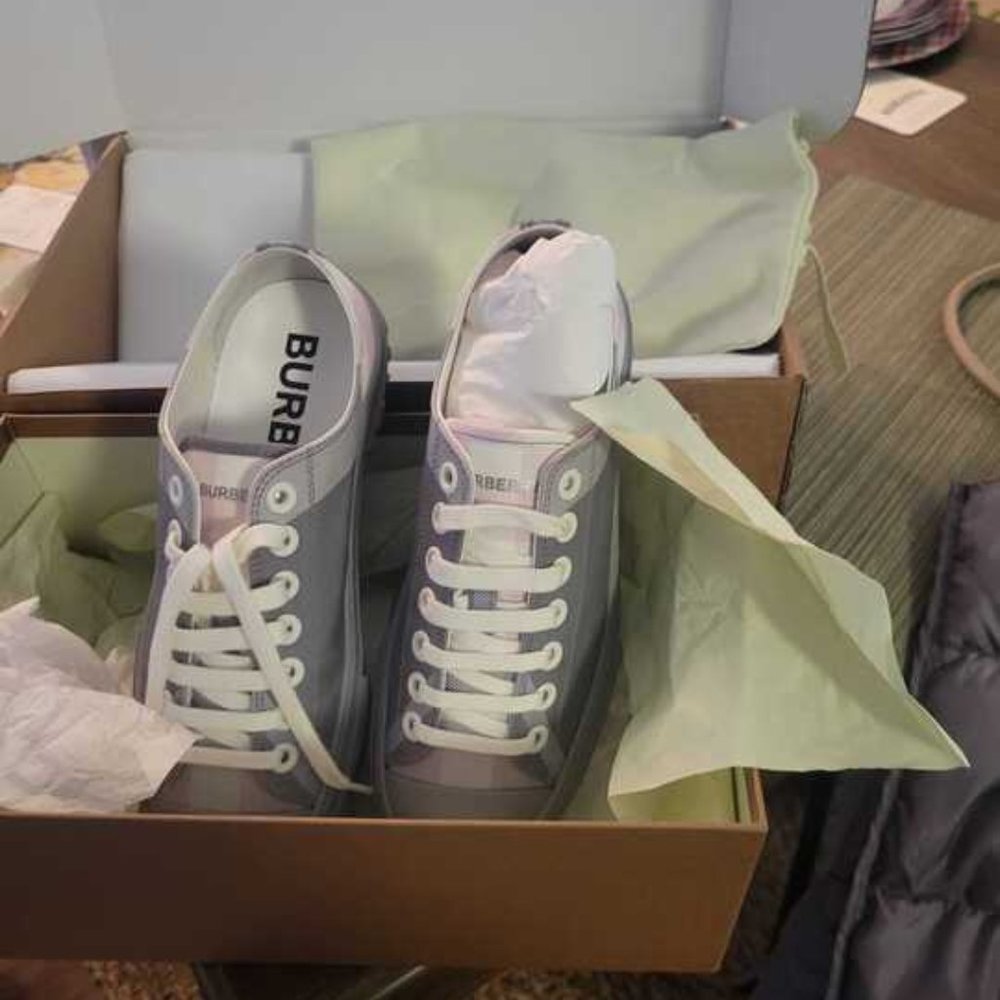 Burberry Check Canvas Snearkers